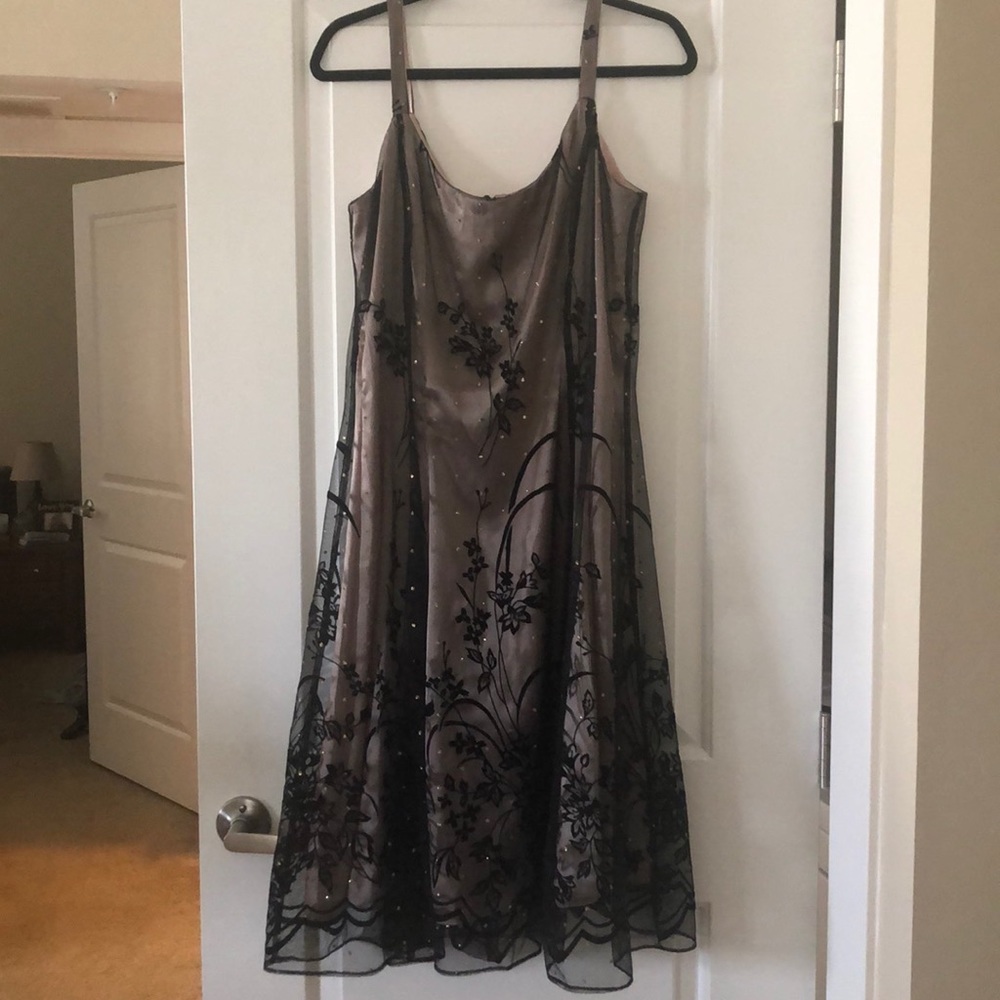 Tea length formal dress, only worn once!